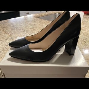 Marc Fisher New in Box Classic Black Heels 8.5